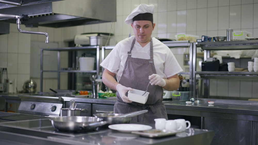 commercial kitchen cleaning